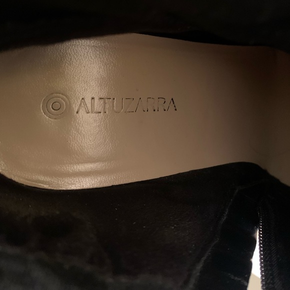 Altuzarra x Target boots - Picture 5 of 6
